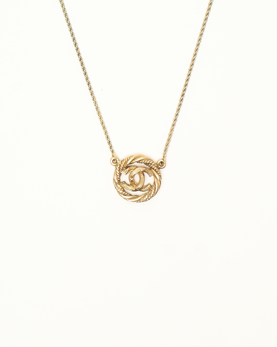CHANEL Coco Mark Circle Gold-Plated Necklace