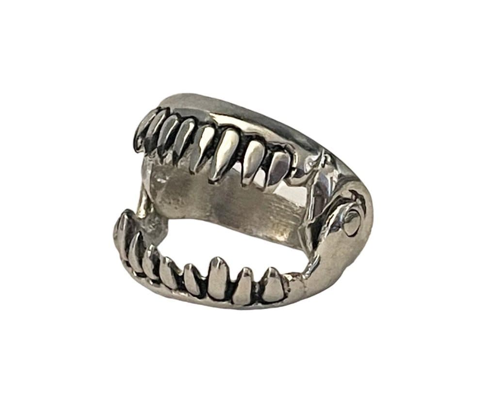 Cool Silver Ring - Mun med Tänder / Djävulens Tänder - Stl 20