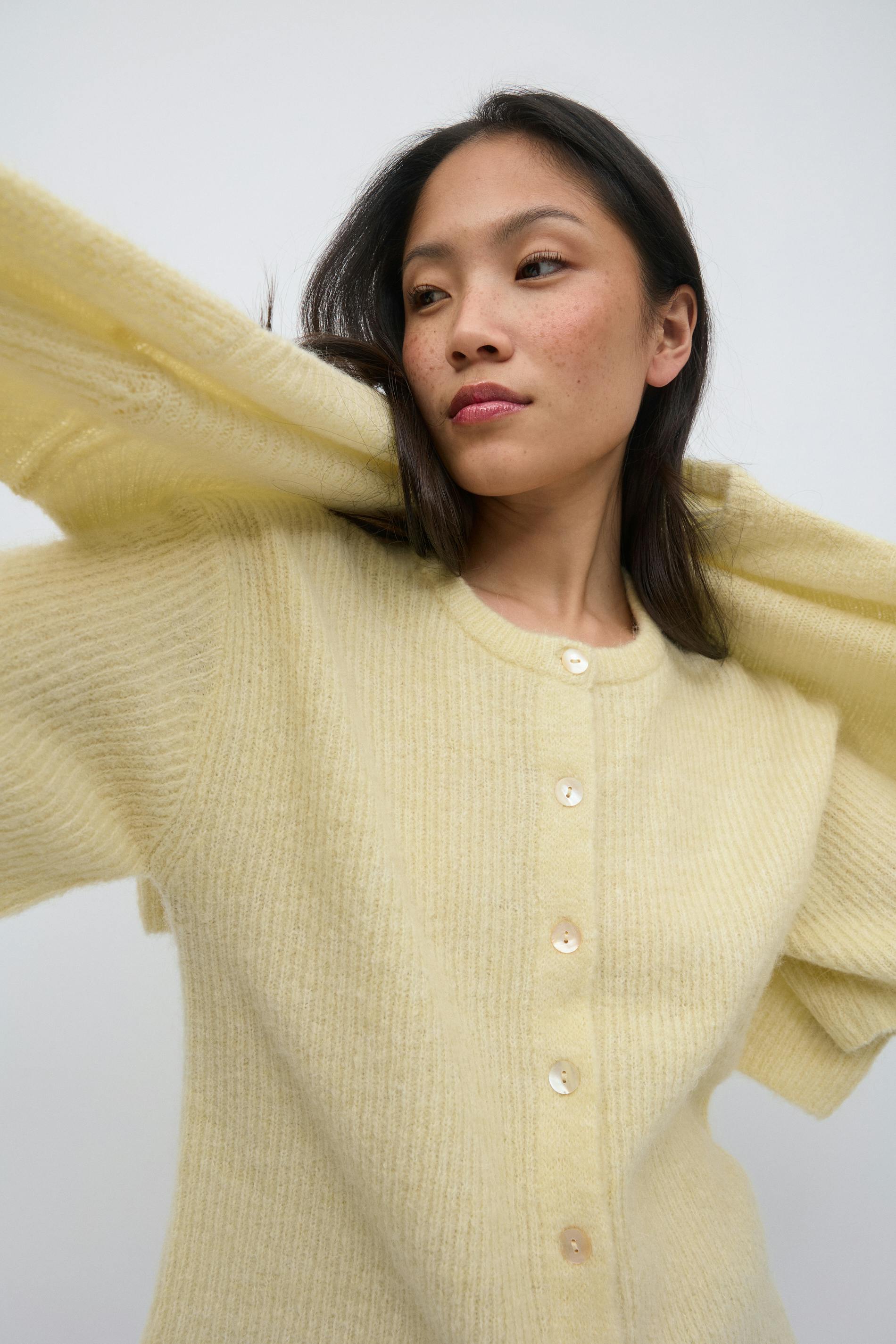 Gina Tricot - Short sleeve knitted cardigan - koftor & cardigans - Gul - S - Dam
