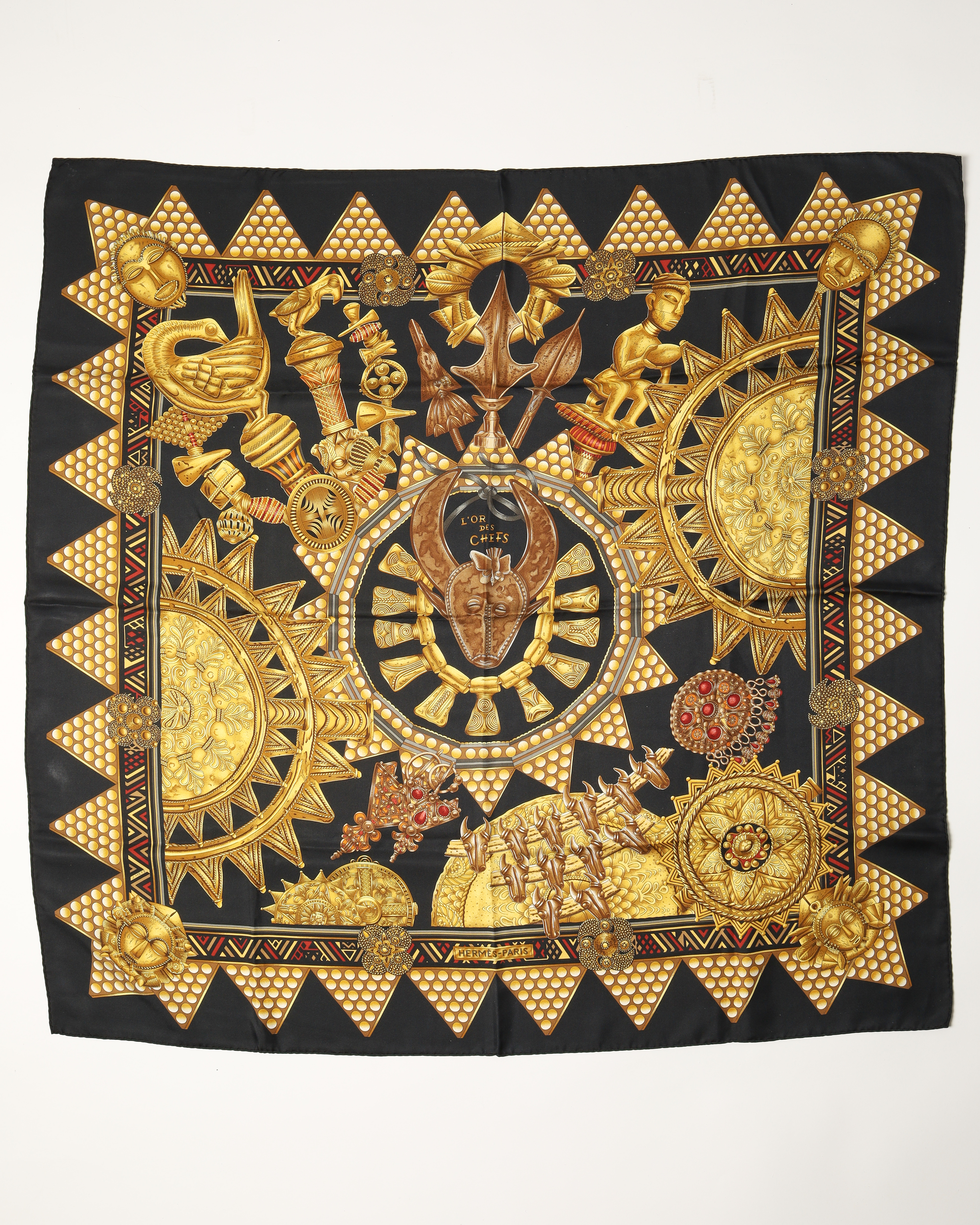 HERMÈS Carré 90 Lor Des Chefs Silk Scarf