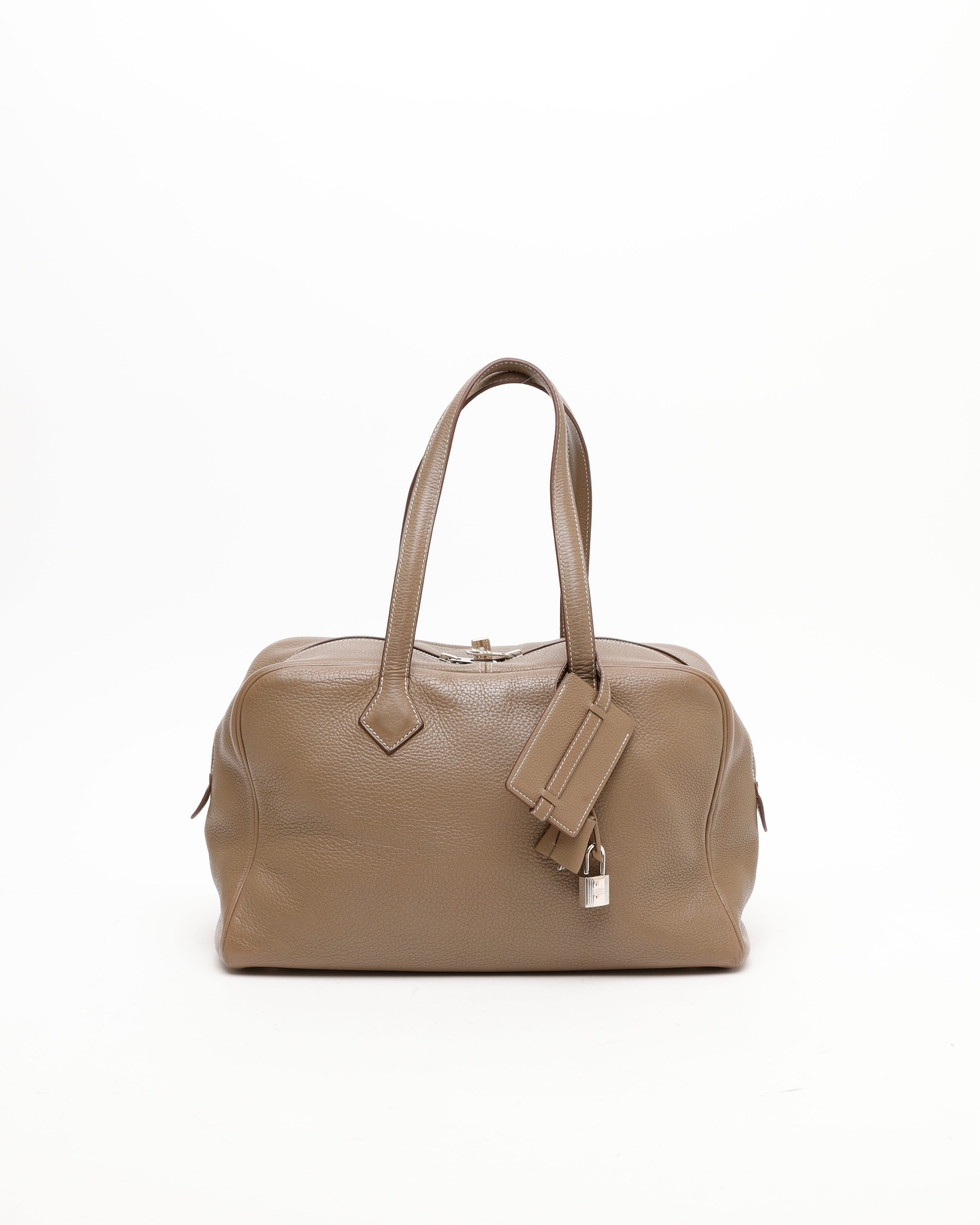 HERMÈS Victoria 35 Taurillon Weekend Bag