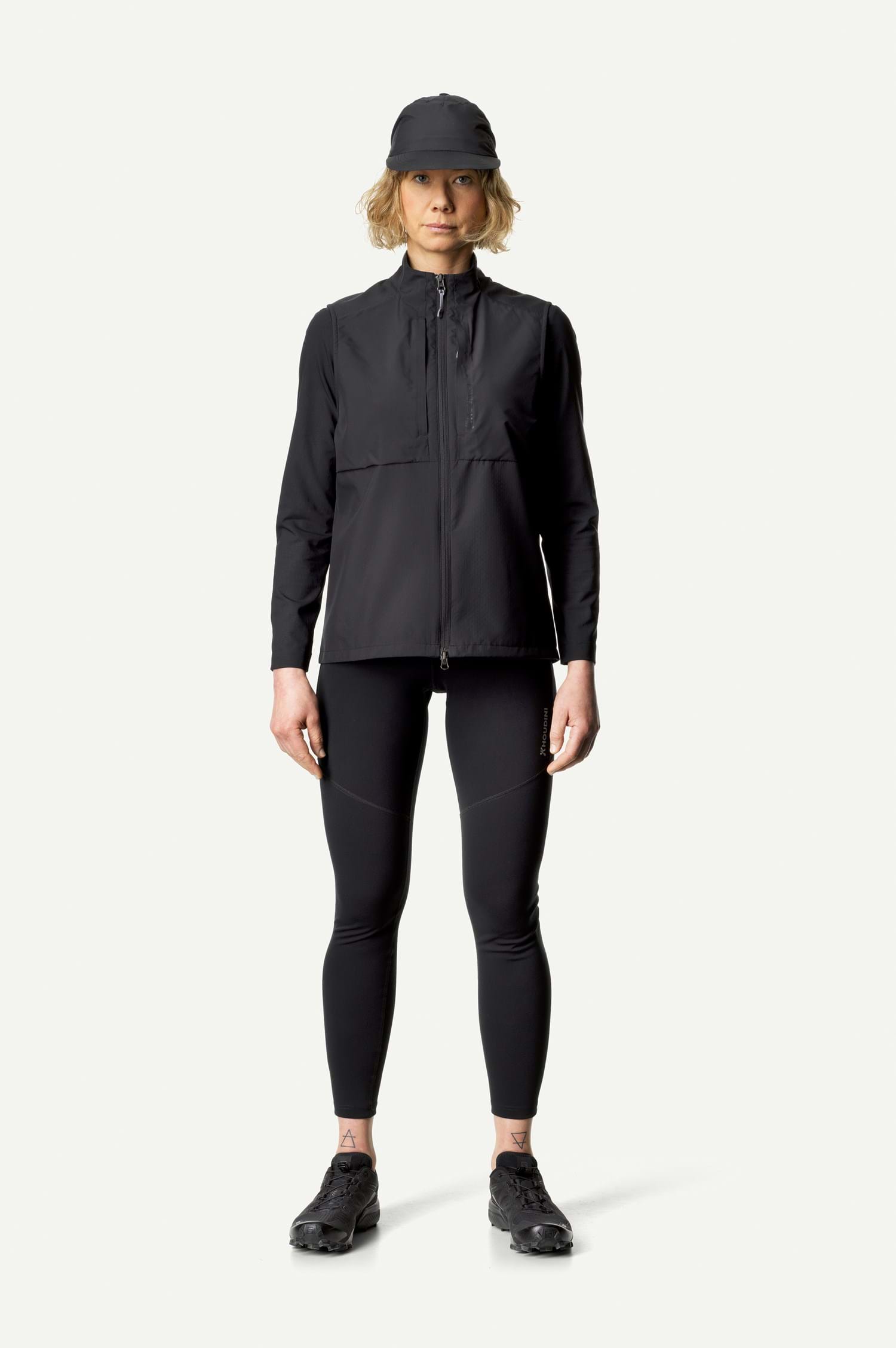 Houdini W's Pace Hybrid Vest, True Black, M