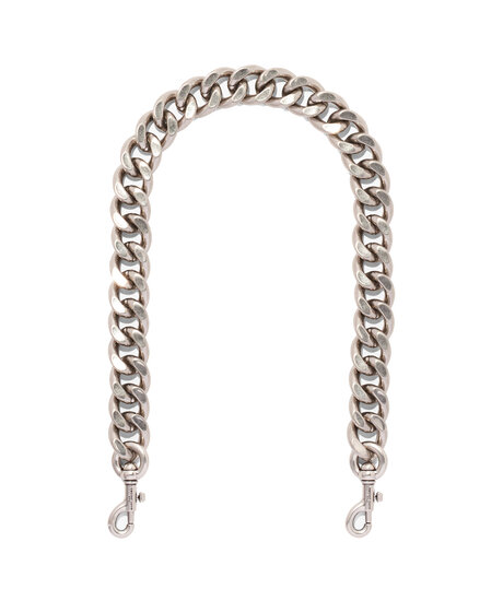 The shoulder strap chain